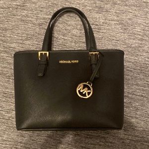 Michael kors black purse